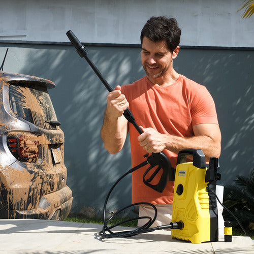 (OFERTA VÁLIDA ATÉ AS 23:59) Lavadora Compacta de Alta Pressão Kärcher 1500 PSI + 2 Brindes