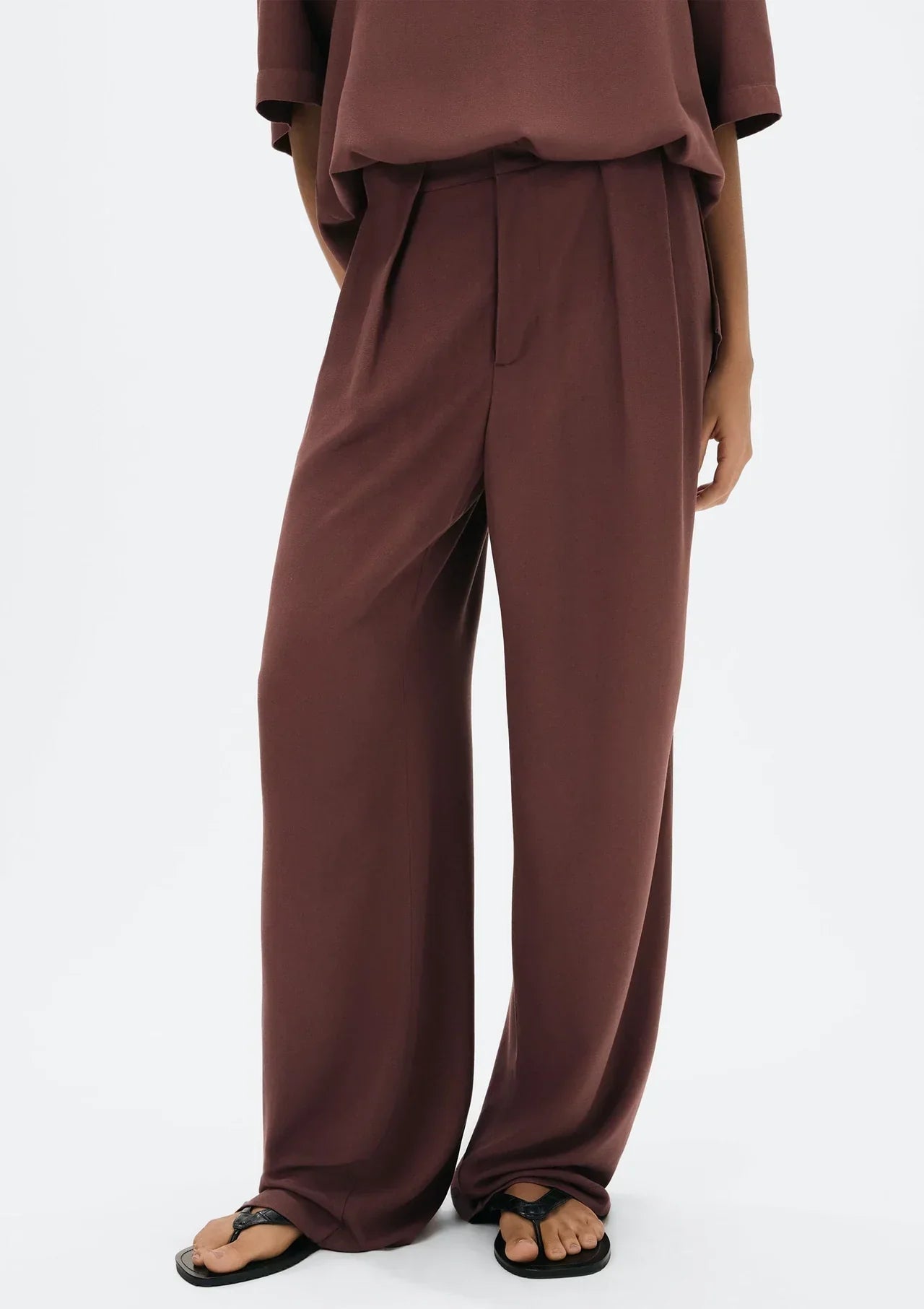 Calça Feminina Reta Cintura Média em Viscose