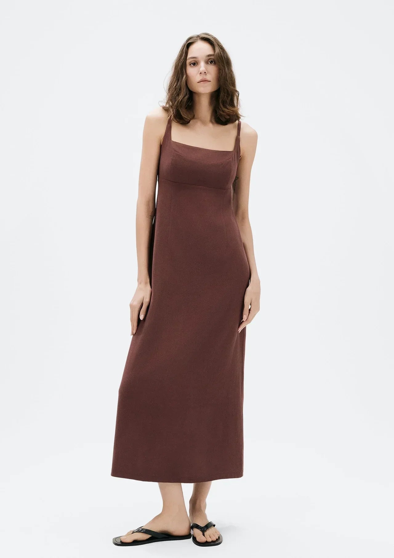 Vestido Midi Alças Finas em Viscolinho