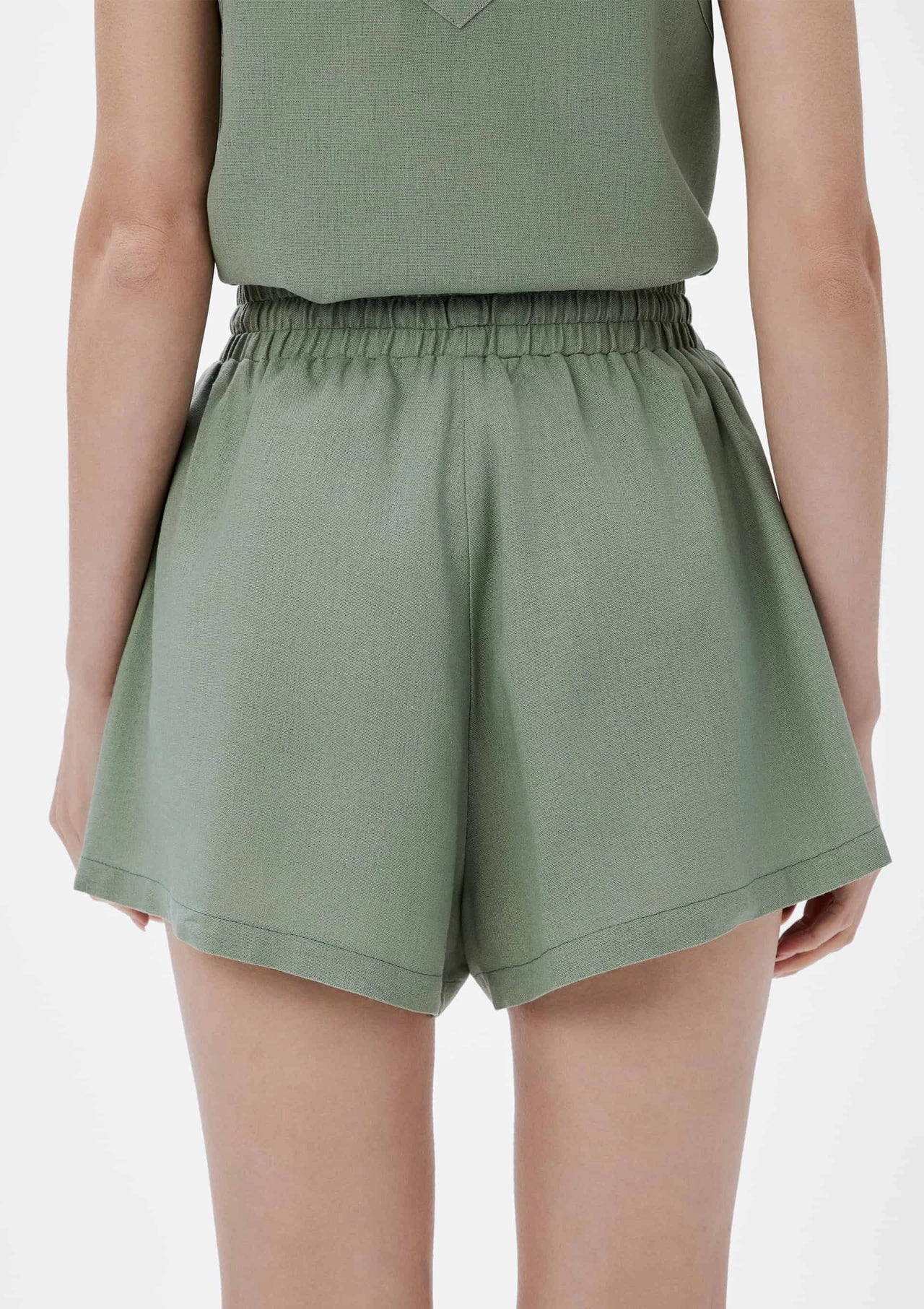 Shorts Feminino Evasê Cós Elástico