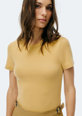 Blusa Feminina Manga Curta Slim em Ribana