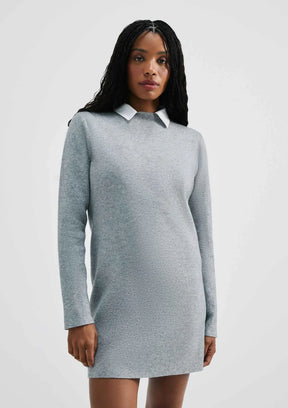 Vestido Curto Manga Longa em Tricô