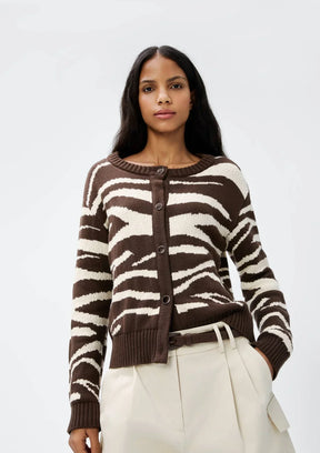 Cardigan Feminino em Tricô Animal Print